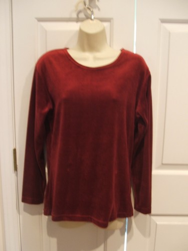 NWOT STEPHANIE ANDREWS BURGUNDY VELVET 