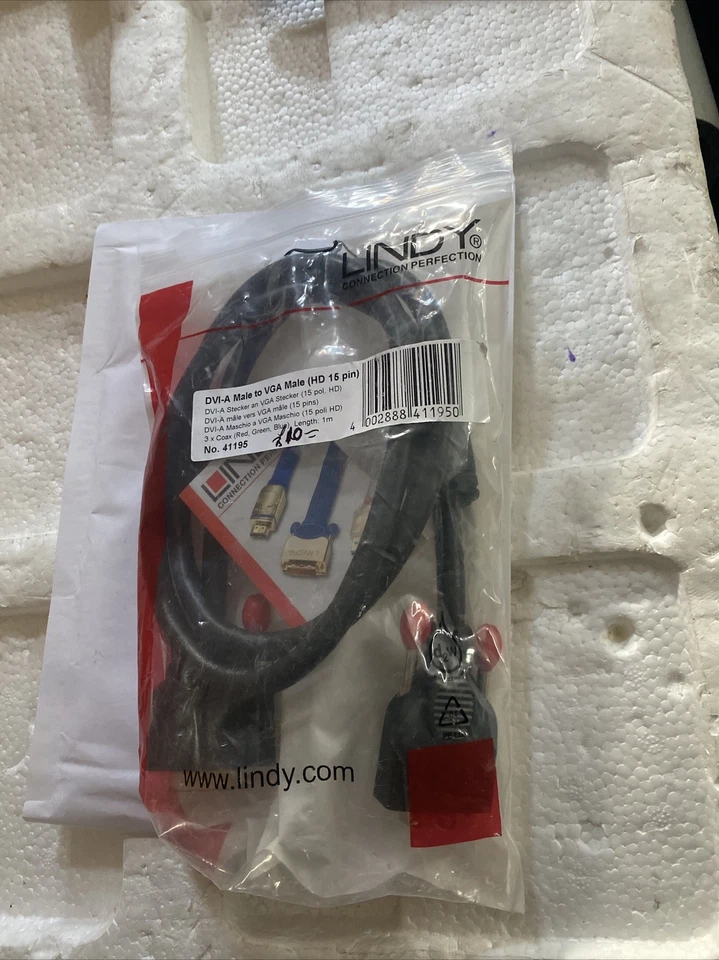 LINDY 1m DVI  Male to VGA Cable - Black DVI-A Male to 15 Pin HD Male - Image 3 of 4