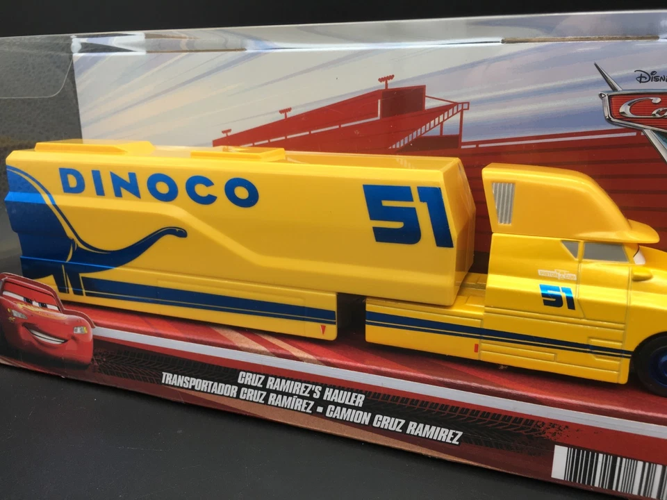 Semirremolque Disney Pixar Cars Cruz Ramírez Hauler Cardrey Dinoco próxima generación 1:55 Foto 2 de 4