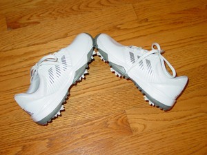 boys golf shoes size 2