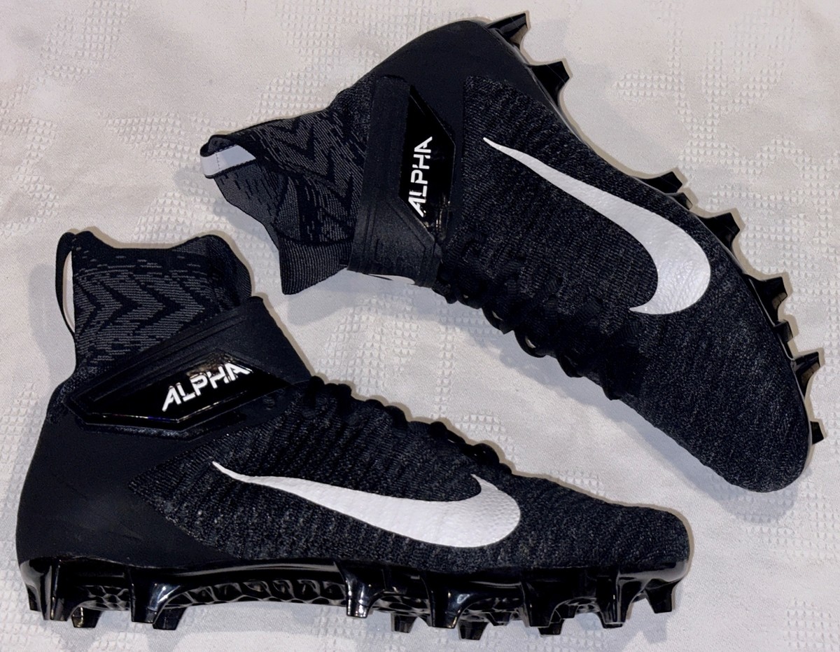 Nike Alpha Menace Elite スパイク 15 Amazon.com | Nike Men's Alpha Menace Elite 2 Football Cleats