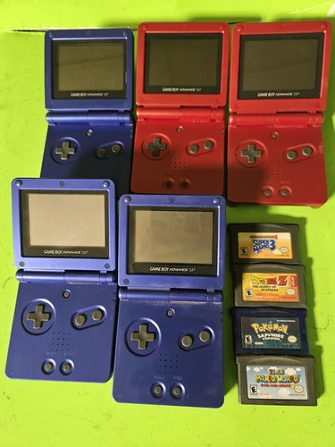 lot of 5 Gameboy Advance GBA SP Console  AGS-001  + 4 games
