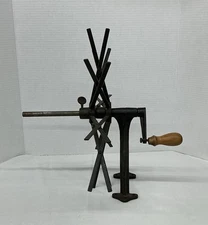 Antique Cast Iron Textile Yarn Winder Winding Spinner Spindle Industrial Tool