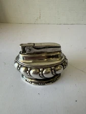 Vintage Ronson Silverpate Crown Table Lighter
