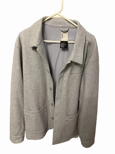 Vuori Men’s Jacket/Cardigan - product listing photo