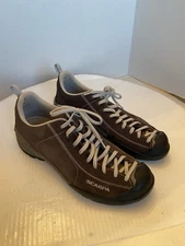 Scarpa Mojito Men's Trail Hiking Shoes Size 10.5 US  Suede ￼Leather Vivram Sole