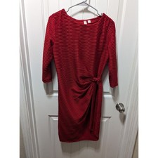 Red Tacera Dress Size Medium.3/4 Sleeve Textured And Slimming Size Medium