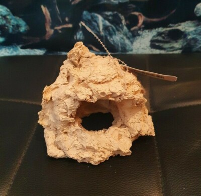 ARKA Riffhöhle 2 Loch - 12x11x10cm aus Riffkeramik Höhle für Meerwasser Aquarium