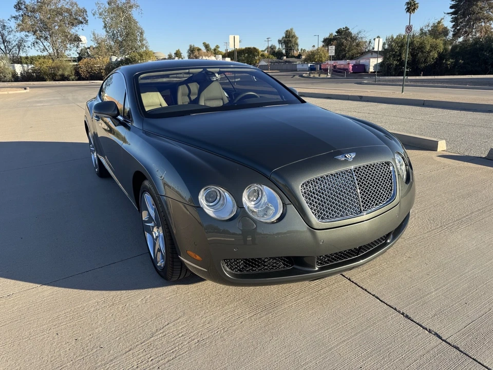 Bentley Continental GT GT 2005 Foto 2 de 4