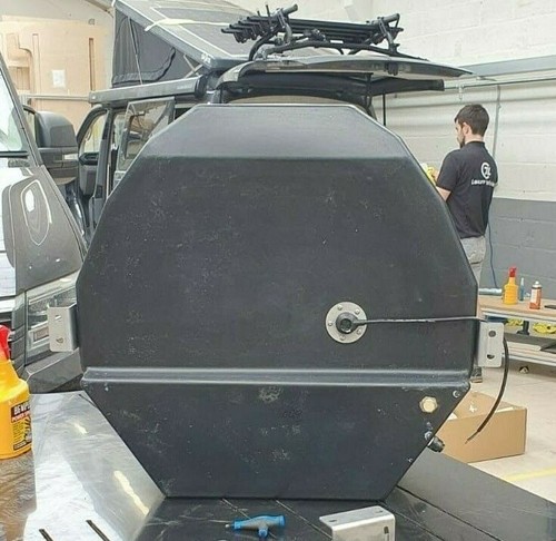 VW T5 T6 TRANSPORTER SPARE WHEEL / 4 MOTION 4WD WATER TANK 68L WITH BRACKETS - Picture 3 of 6