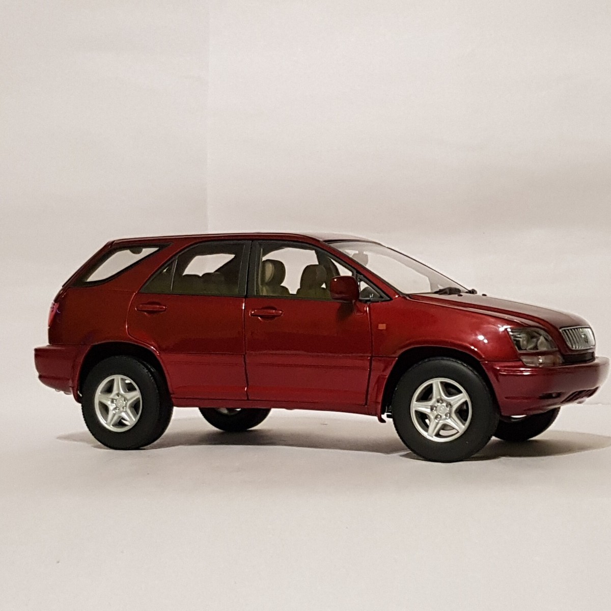 1/18 オートアート レクサスRX （初代ハリアー） 1/18 オートアート