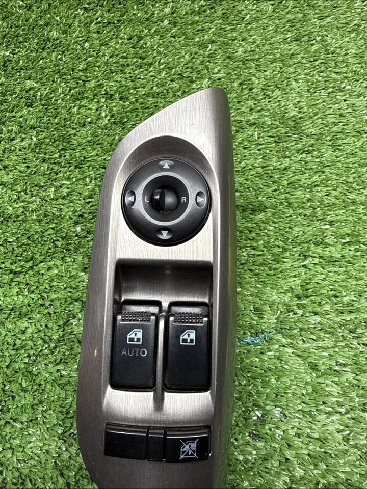 2003-2008 Hyundai Tiburon Left Driver Master Power Window Mirror Switch OEM USED - Image 3 of 4