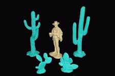 Cactus Prickly Pear TEST SHOT Auburn Rubber   Western toy soldiers MARX playsets