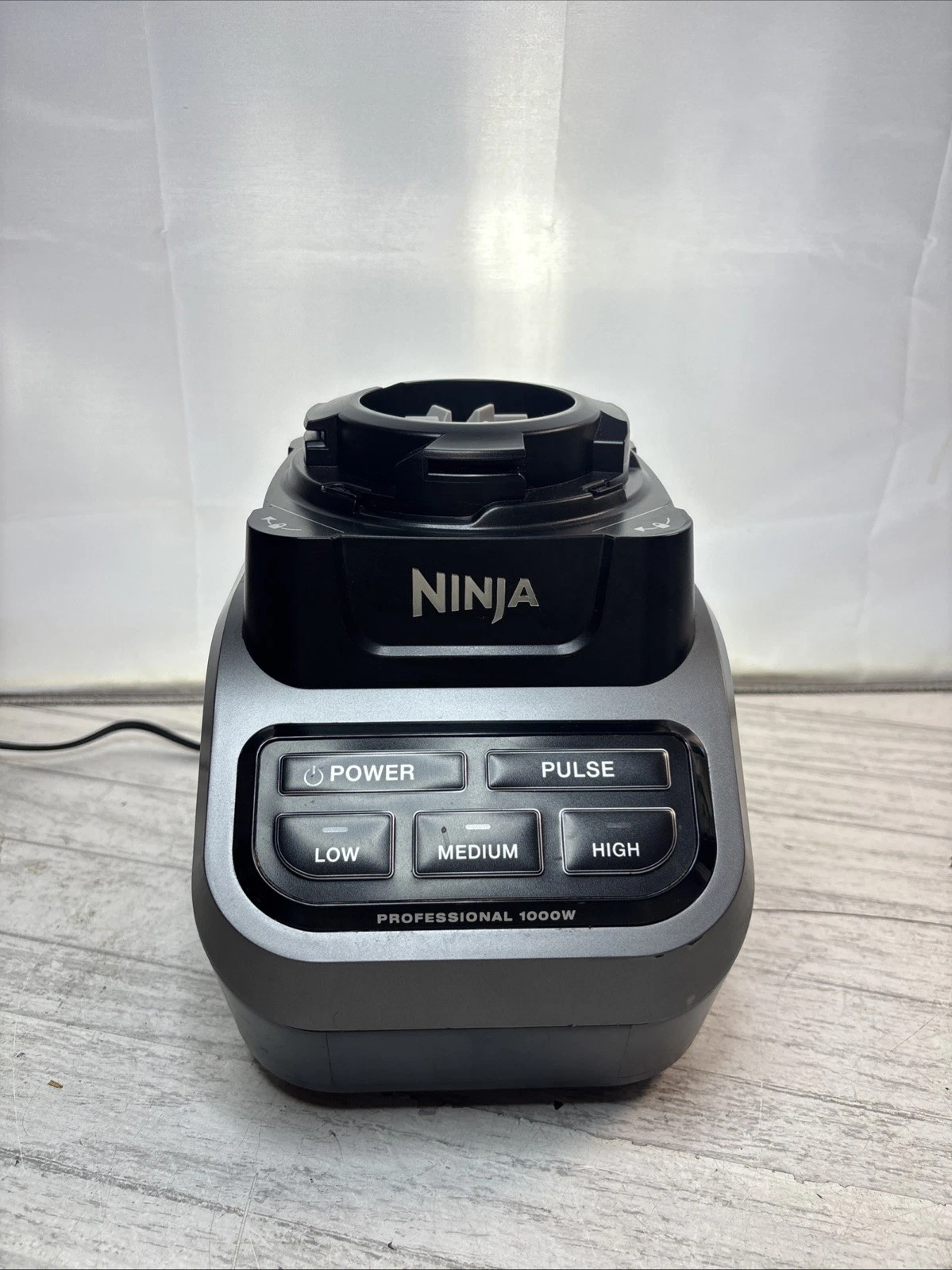 Ninja CO610B 1000W Professional Blender Motor Base Only Functional Tested!!