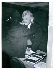 1991 Senator Ted Kennedy Park Plaza Boston College Community Service 8X10 Photo