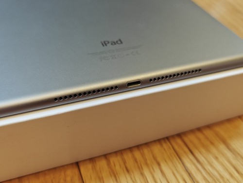 Apple iPad Air 2 (9.7-inch) A1567 128GB, Wi-Fi + 4G, Space Gray - Afbeelding 5 van 6
