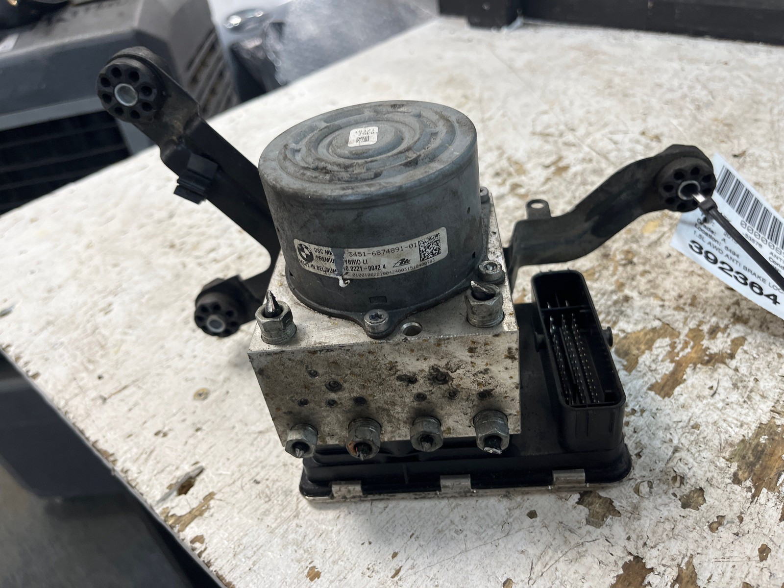 BMW i8 2014-2017 Abs/asr hydraulic unit