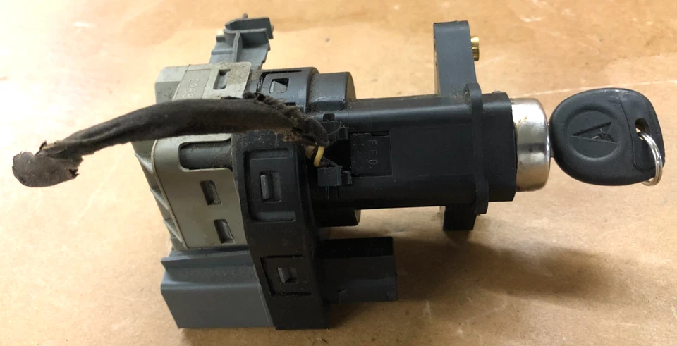 Pontiac Grand AM GT 2003 interruptor de encendido 2002-2005 Foto 4 de 4