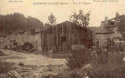 APREMONT-la-FORET Rue de l'Eglise