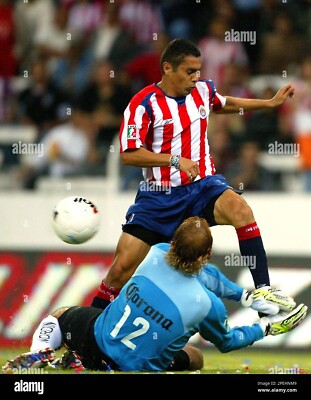 Club Chivas de Guadalajara Authentic Reebok Size Small 2004-2005 #11 R.MORLES