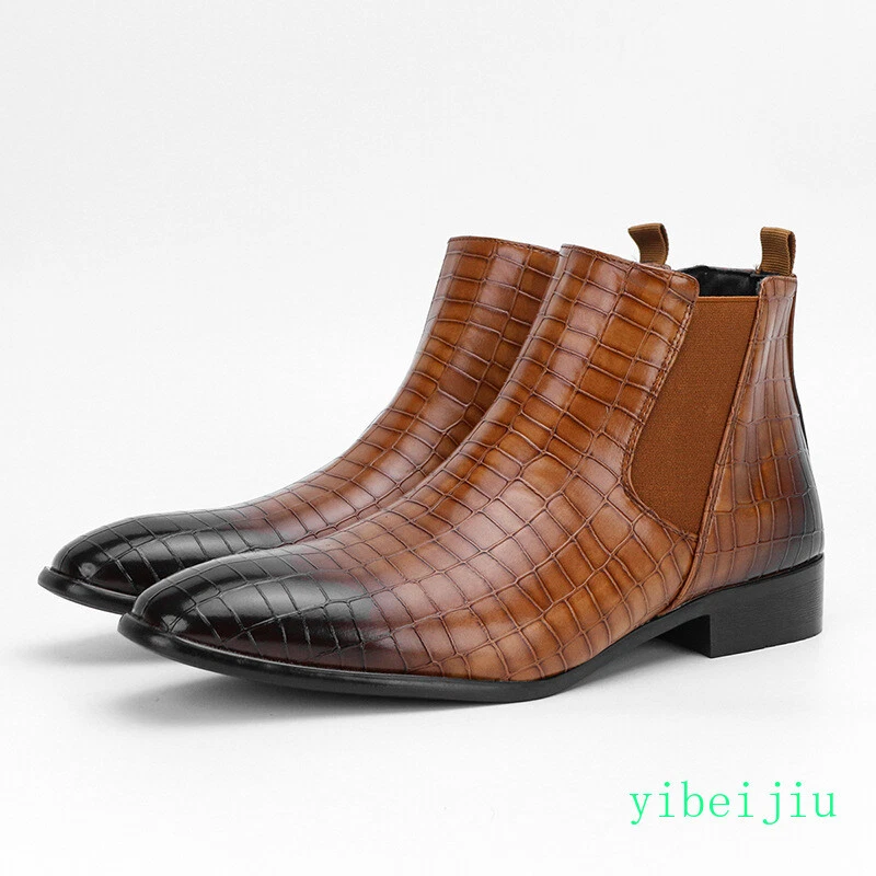 Vintage Brogue Boots in Men display picture 2