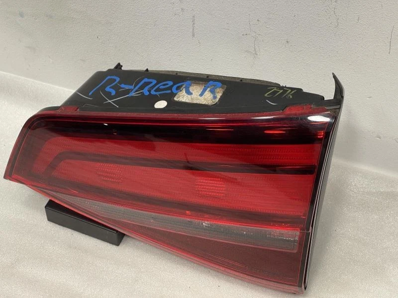 Luz trasera derecha Volkswagen Jetta 2017-2018 cubierta tapa montada 60 k 52625 Foto 3 de 4