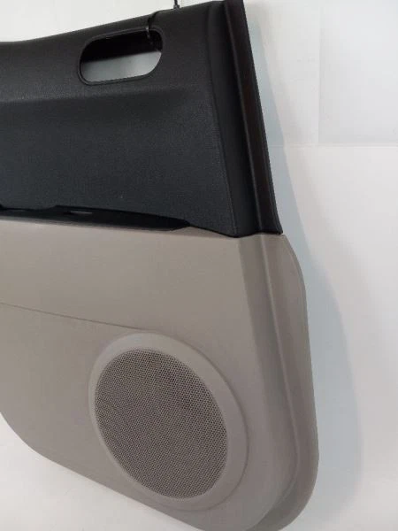 Panel de puerta trasera izquierda Mazda CX7 2007-2012 1932 Foto 2 de 4