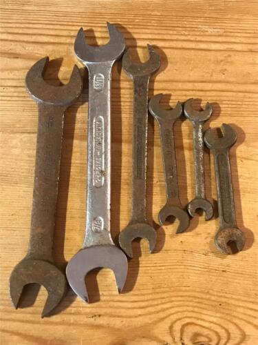 420a  6 x Job Lot Mixed Vintage Ring OE Spanners Various Makes Imperial & Metric - Foto 1 di 3
