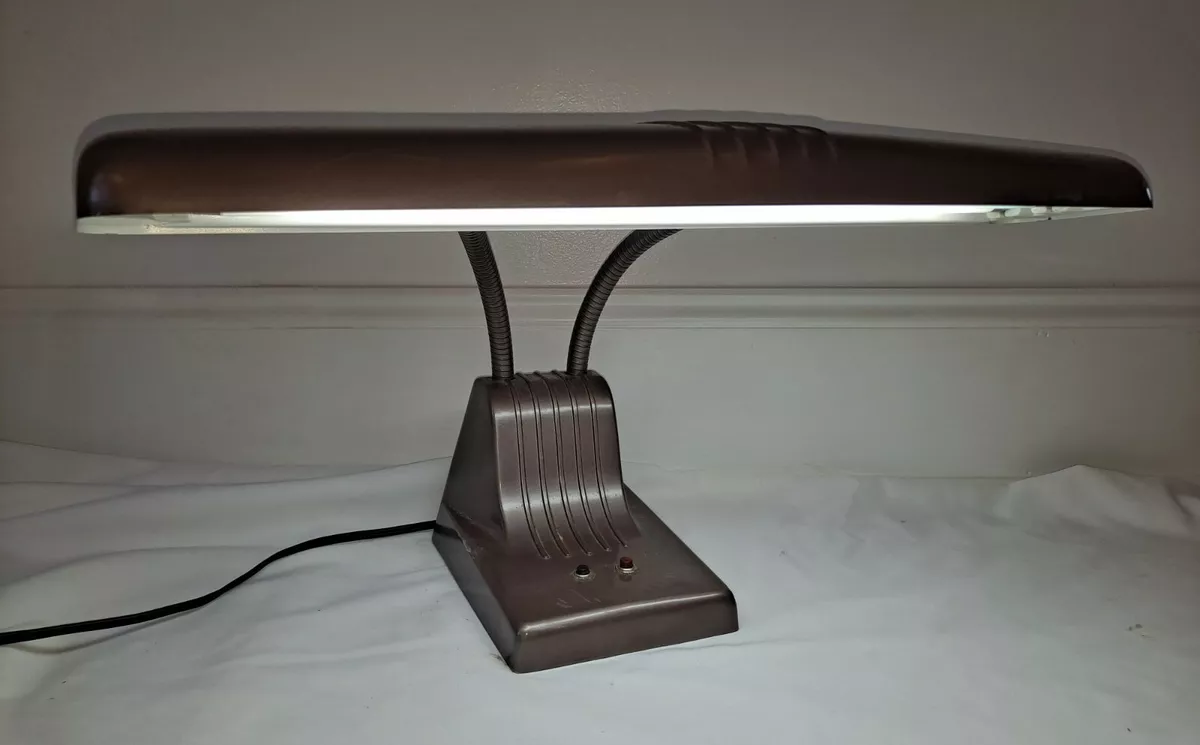 Vintage Dazor Model 1000 Industrial Magnifying Desk Table Lamp USA