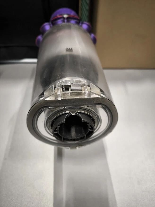 Dyson V10 Vacuum - Used, Battery Issue, Noisy, No Accessories - Image 3 of 4