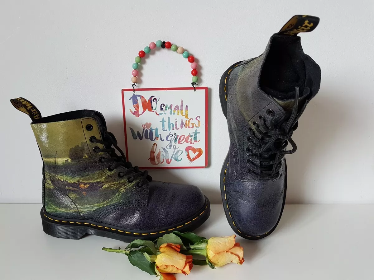 Turner doc hotsell martens