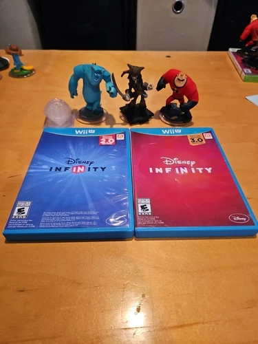Nintendo Wii U - Disney Infinity 2.0 & 3.0 With Figures