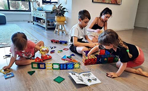 Magnetic Tiles 125pcs + 4 Figures, Magnetic Tiles for Kids, Toy for 3 4 5 6 7 - Picture 6 of 8