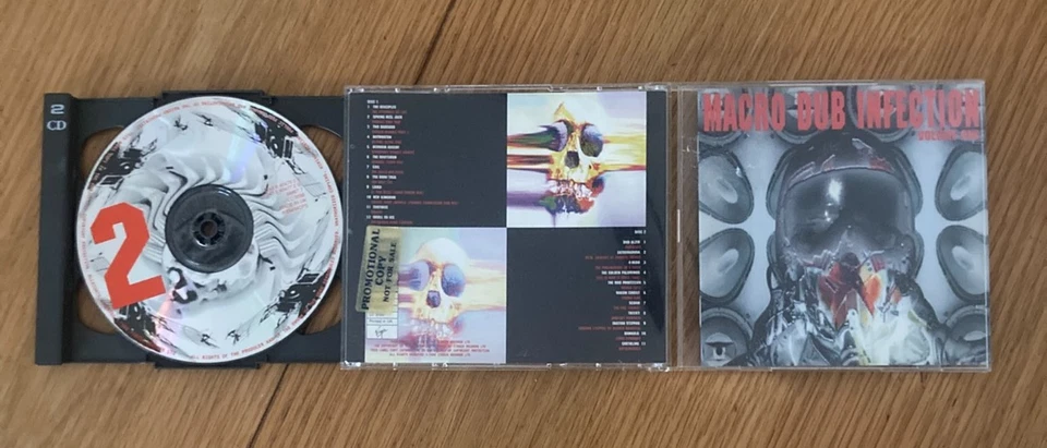 Macro Dub Infection, Vol. 1 CD 1995, 2 Discs Dub Techno Breakbeat Drum n Bass Br - Imagem 4 de 4