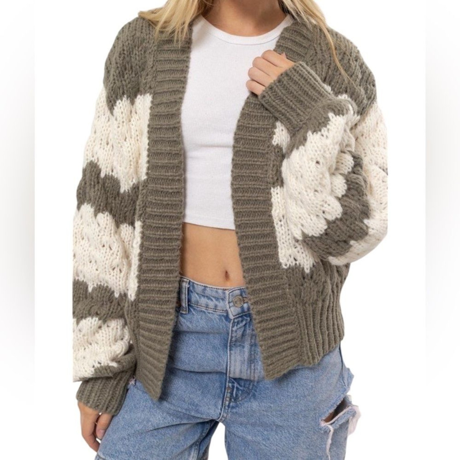 POL Chunky Knit Cardigan Sweater Oversized Olive Green and Cream Womens Small