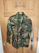 VINTAGE US Army M65 Field Jacket Woodland Camo Cold Weather Coat MEDIUM X-SHORT