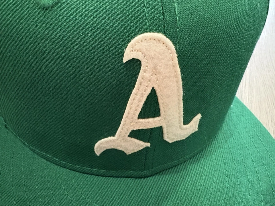 Parche lateral New Era Oakland Athletics Snapback 1968 Foto 2 de 4