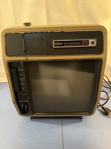 Kodak Ektagraphic Projector Model 210 With Accessories | POWERS ON UNTESTED - Picture 3 of 16
