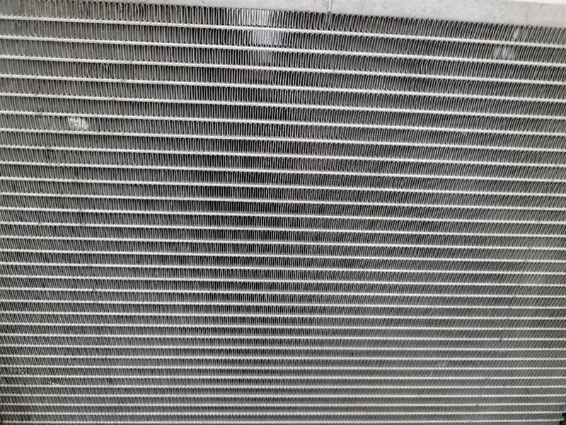 2007-2012 NISSAN VERSA Radiator Hatchback With CVT 21460ZW40A        Foto 2 de 4