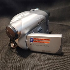 Sony Handycam DCR-DVD105 DVD Recorder Camcorder Video Camera