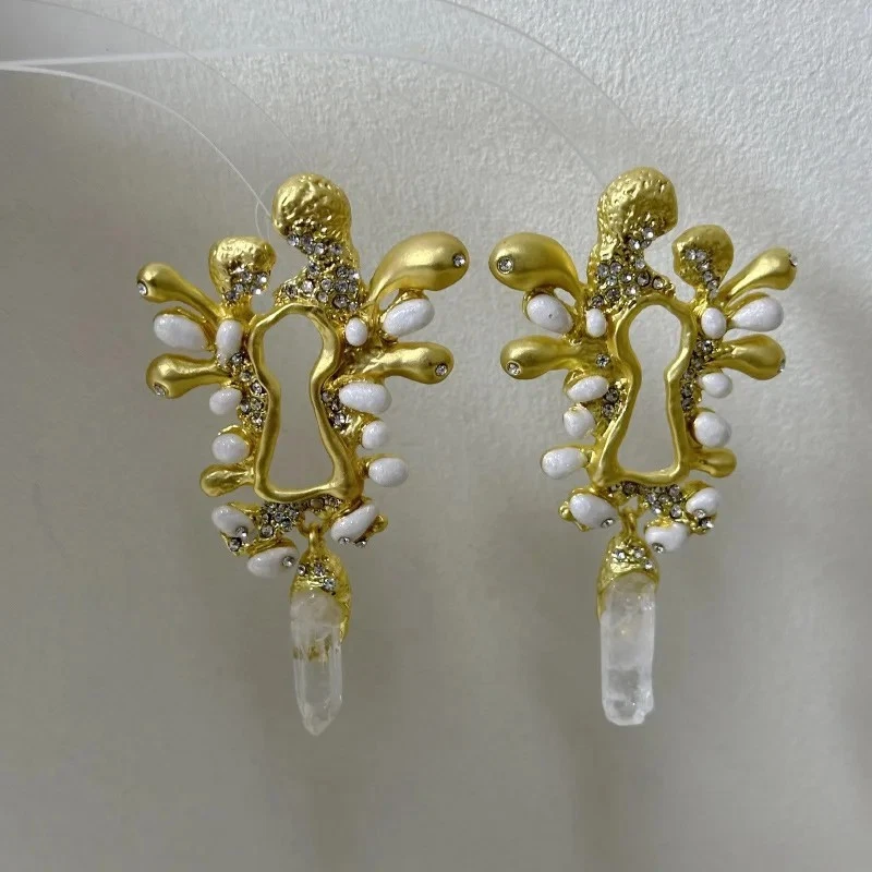 NEW Schiaparelli Inspired Key Hole Cz Gold Dangle earrings 3in gifts - Image 3 of 4