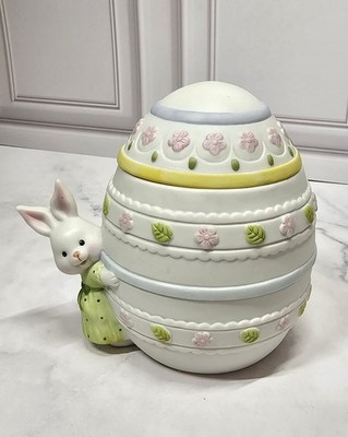 Vintage Ceramic Trinket Box/Candy Dish Easter Bunny Rabbit & Egg