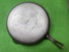 Vintage Griswold Cast Iron Skillet / Frying Pan Erie Pa. #9 Small Logo 710 E