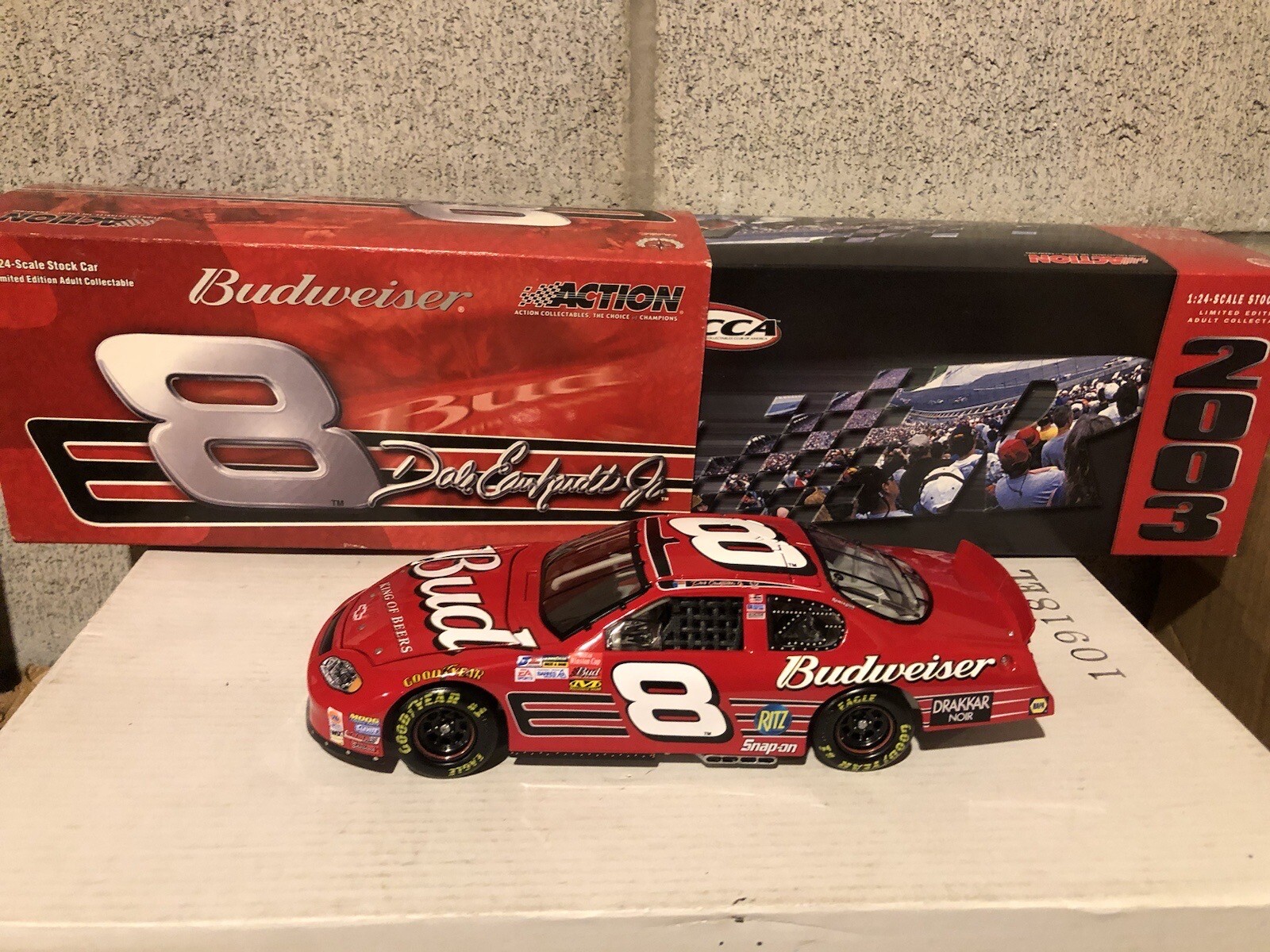 Dale Earnhardt Jr 2003 Budweiser Nascar 1/24 Diecast Club Car Bank eBay