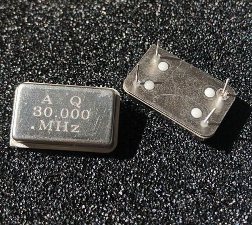 CRYSTAL OSCILLATORS DIP8 or DIP14 4 PIN FREQUENCIES 1 - 125MHz 2 PIECES K11 - Afbeelding 29 van 44