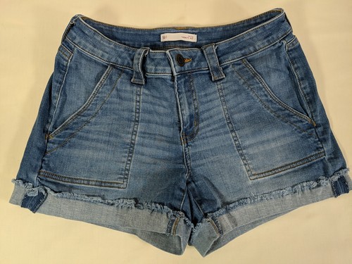 SO Wmn's/Jr's Light Wash Mid Rise Stretch Cuffed Favorite Midi Jean Shorts sz 7