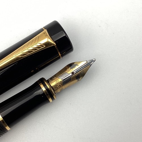 Parker Duofold International Fountain Pen 18k Gold Medium Nib (Z1) NS#8641 - Picture 3 of 7