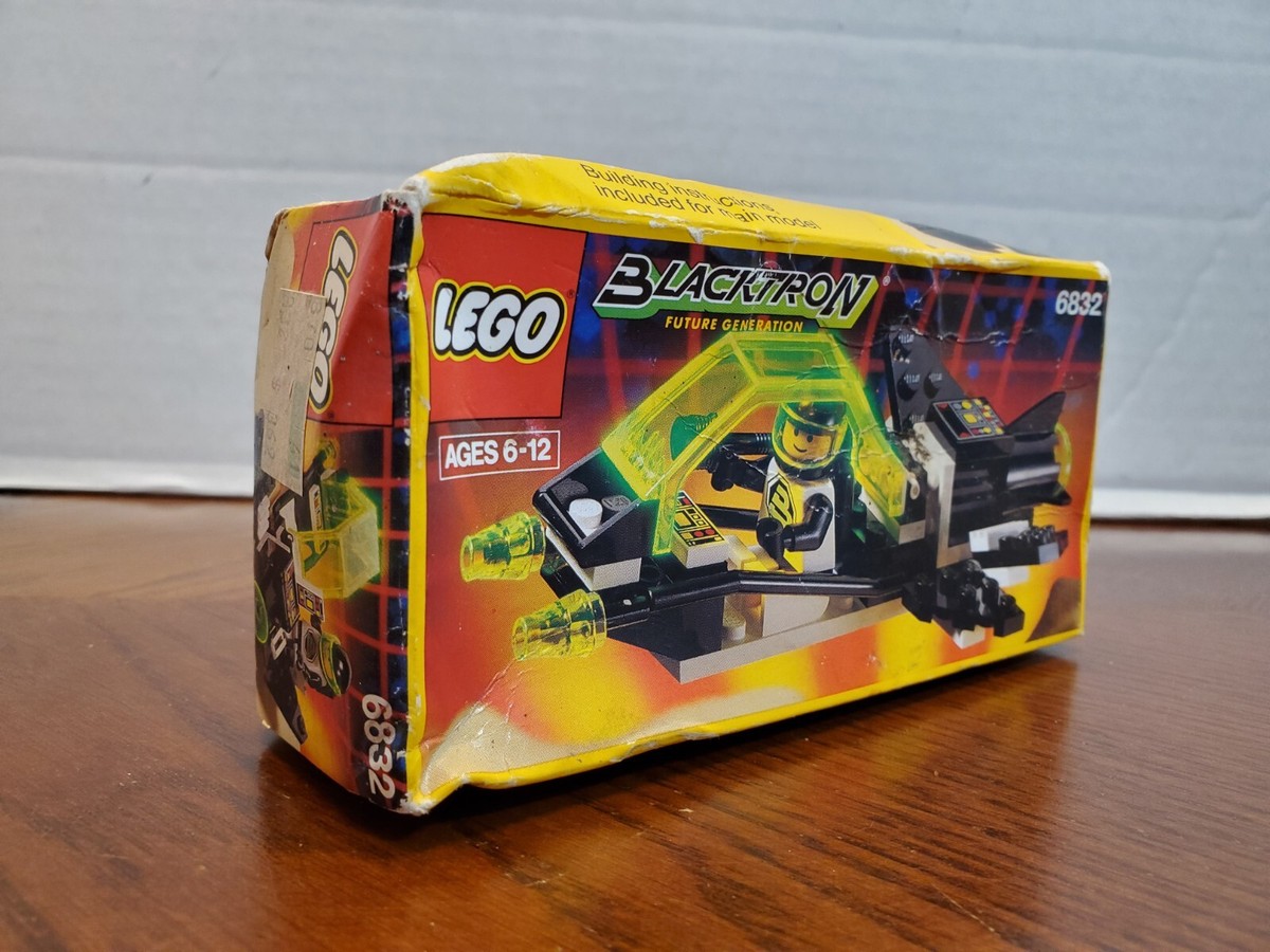 LEGO SYSTEM BLACKTRON 6832 SUPER NOVA II SEALED BOX 1991 Damaged