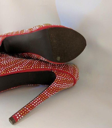 Women's Breckelle's Red Stilettos silver and gold rhinestone textured size 7 1/2 - Picture 4 of 5