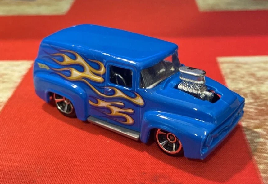 Ford F-100 1956 serie Heat Floet Mattel Hot Wheels 2011 Foto 3 de 4